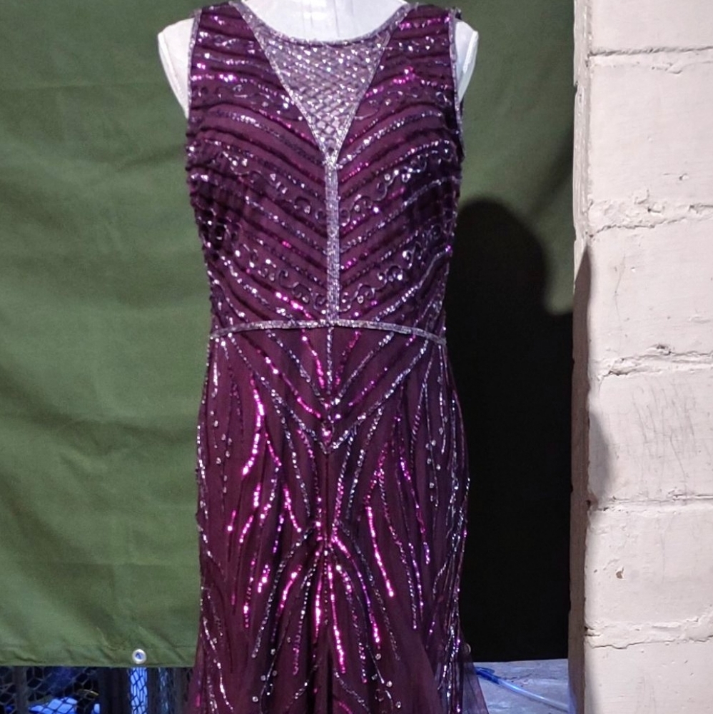 Adrianna Papell Platinum Dress 16 Altered size 10/12